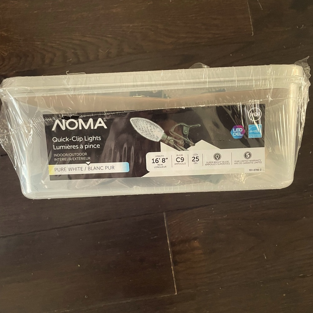 Noma indoor/outdoor lights